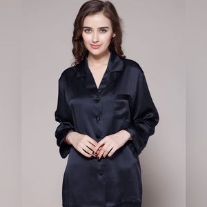 NWT LILYSILK Navy Mulberry Silk Long Sleeve Top